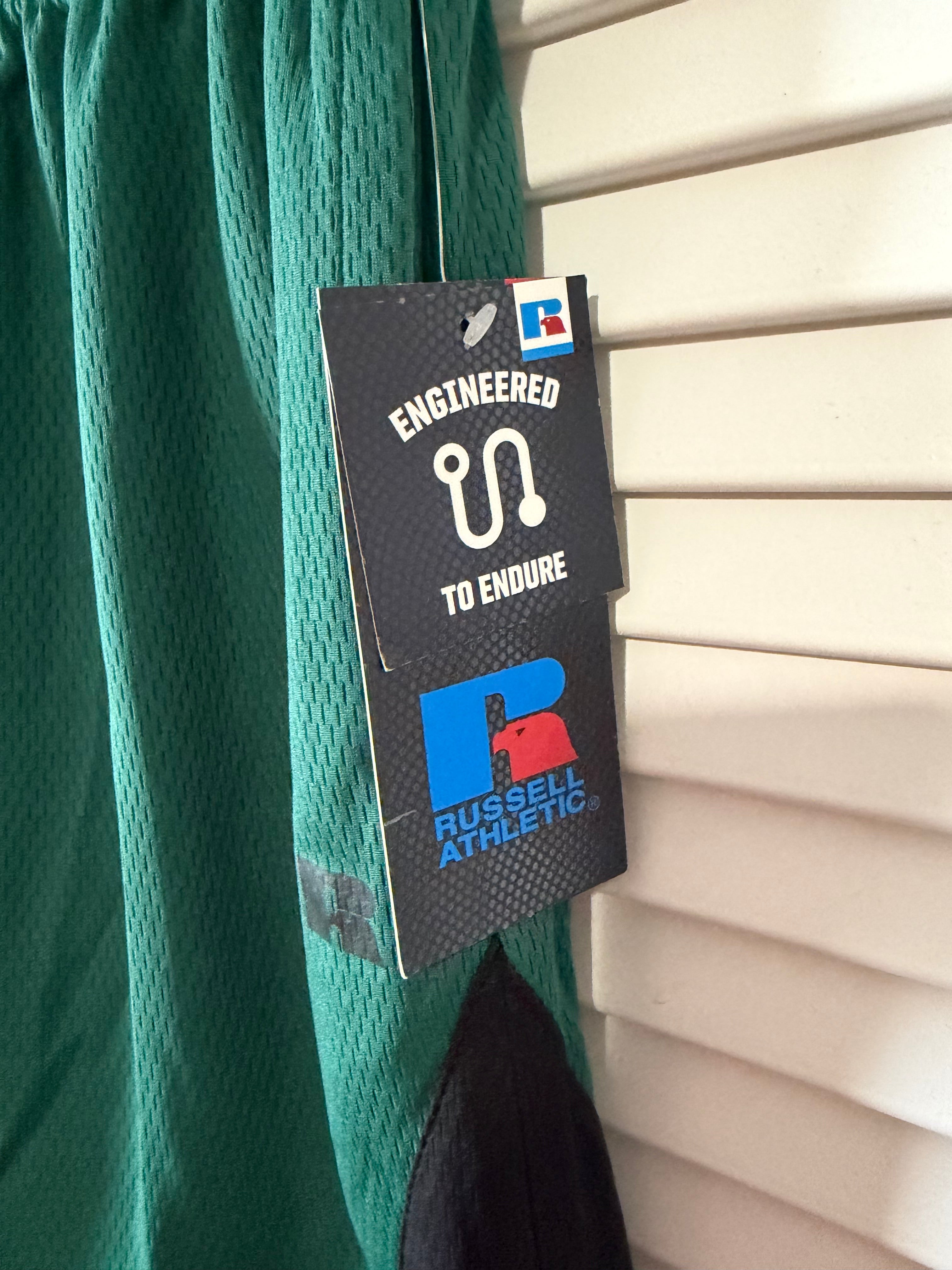 Russell Athletic Shorts (14/16)