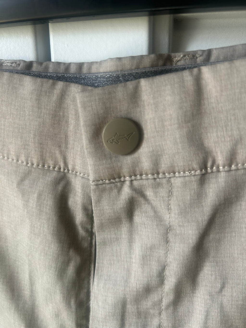 Greg Norman Shorts (34)