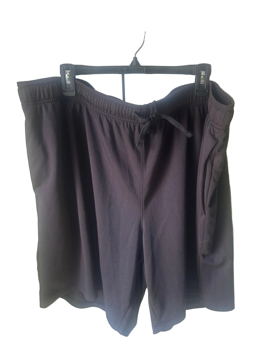 Athletic Works shorts (3XL)