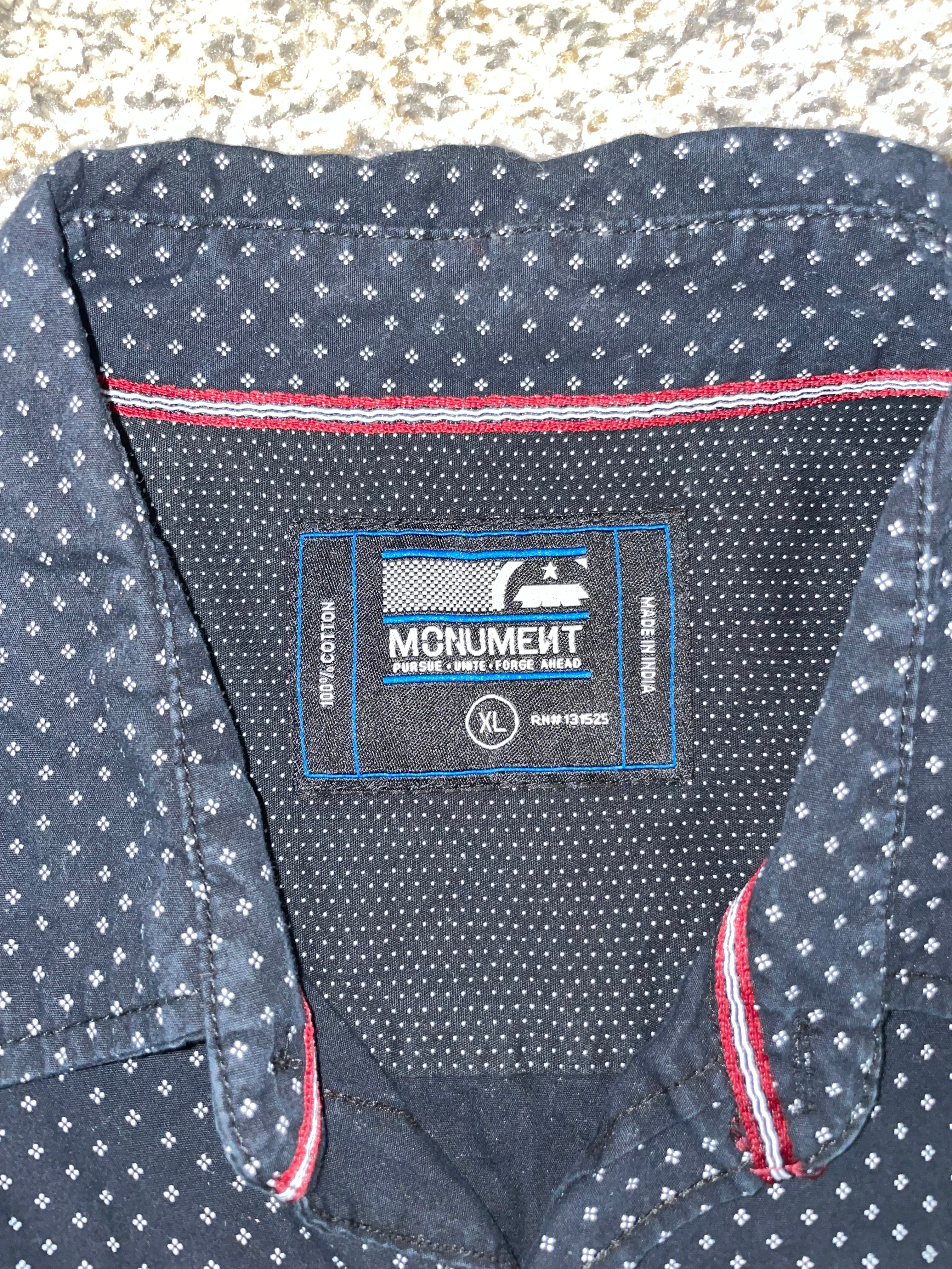 Monument Button Up (XL)