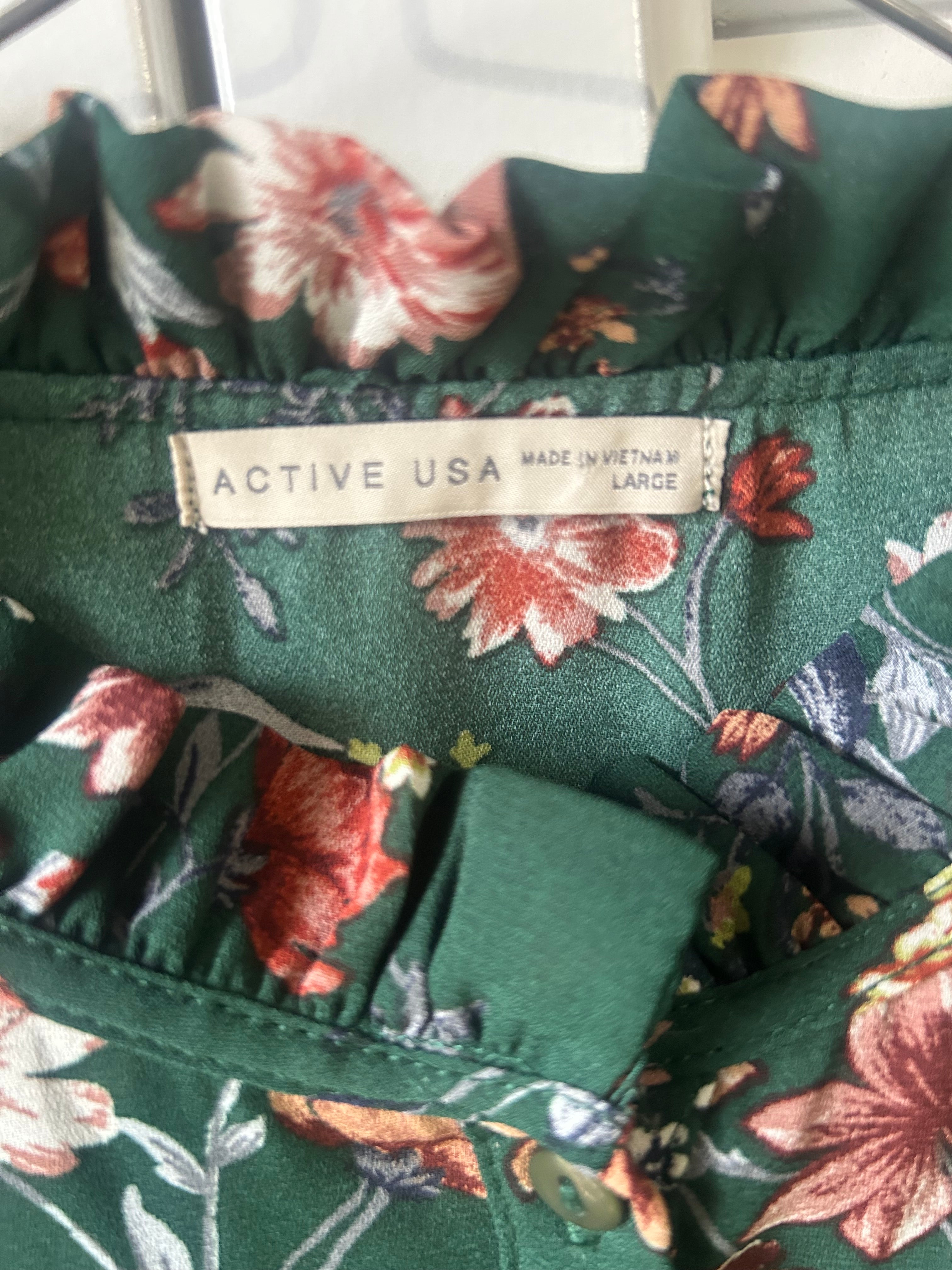 Active USA Blouse (L)
